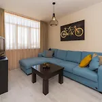 Апартамент Alma - Stylish 1bd Flat With Balcony By Flat Mаnager
