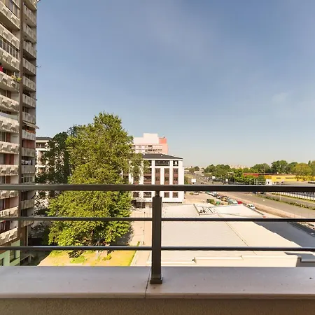Апартамент Alma - Stylish 1bd Flat With Balcony By Flat Mаnager Пловдив