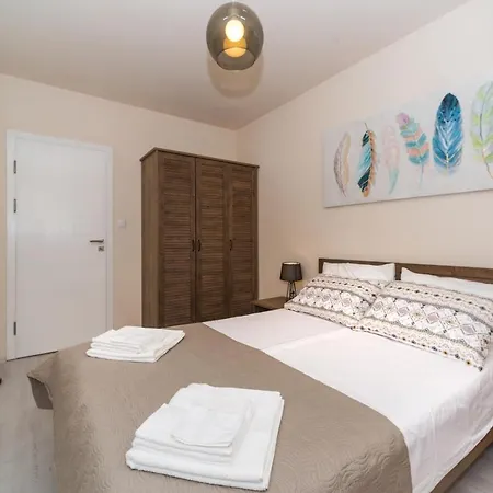 Alma - Stylish 1bd Flat With Balcony By Flat Mаnager *