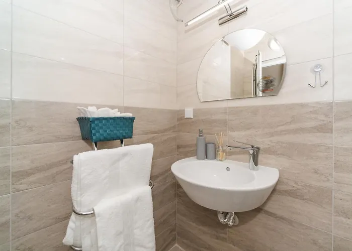 Alma - Stylish 1bd Flat With Balcony By Flat Mаnager Apartment